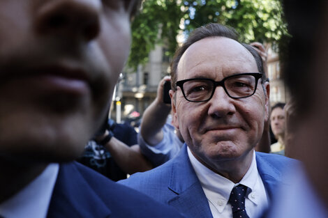 Kevin Spacey al ingresar a los tribunales de Londres. Imagen: AFP.