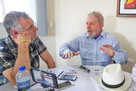 Lula con el periodista británico Dom Phililips. Foto: sitio oficial de Lula.