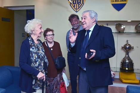 Estela de Carlotto, presidenta de Abuelas, con el titular de Boca, Jorge Ameal