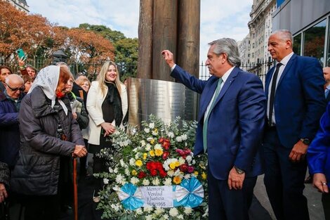 "Cualquiera que tenga un mínimo de ética sólo puede condenar el bombardeo"