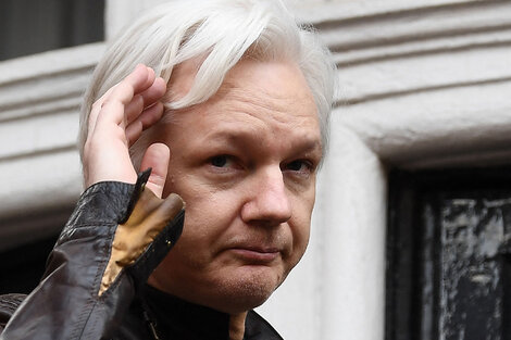 Julian Assange.