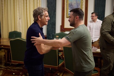 Ben Stiller visitó al presidente ucraniano Volodímir Zelenski y lo definió como un "héroe"