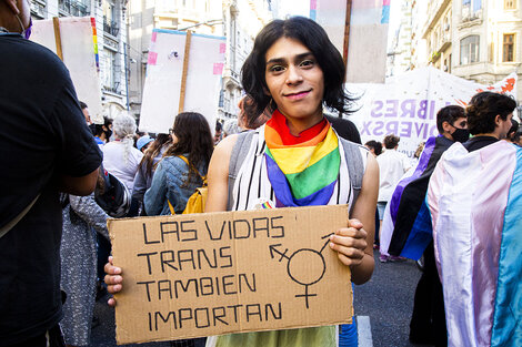 28J Día del orgullo lgbt 2022: A la calle contra la muerte y el odio