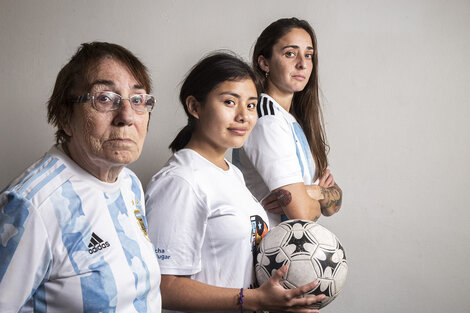 Betty Garia, Lucy y Macarena Sanchez, tres generaciones de futbolistas argentinas