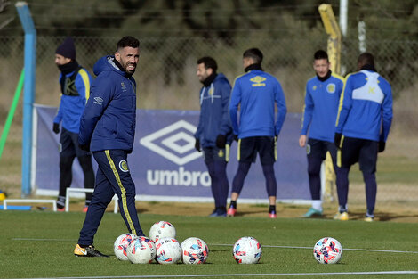 Las cualidades de Tevez como entrenador están en duda. (Fuente: Sebastián Granata)