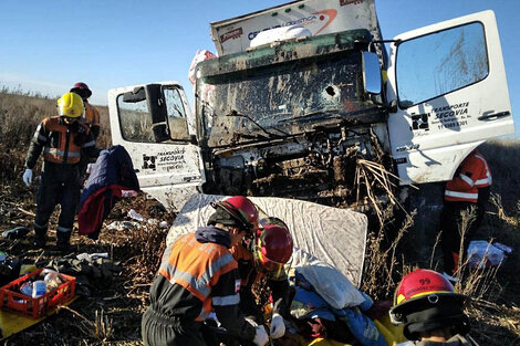 Murió un camionero que fue apedreado por no sumarse a la protesta de transportistas