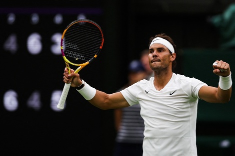 Nadal avanzó y Kyrgios sacó a Tsitsipas en medio de las polémicas