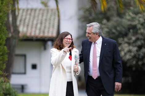 La primera foto del mandatario y la flamante ministra