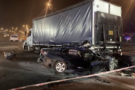 Choque fatal. Tres personas murieron y otra resultó herida. Imagen: Policía de la Provincia de Buenos Aires. 