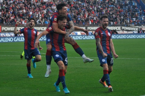 Liga Profesional: San Lorenzo ganó y puso todo lo que a Boca le faltó