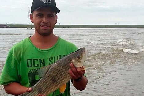 Michel Verón, de 26 años, participaba este viernes de un almuerzo en el Club de Suboficiales del Ejército en Apóstoles para celebrar su egreso y fue sometido a un "bautismo".