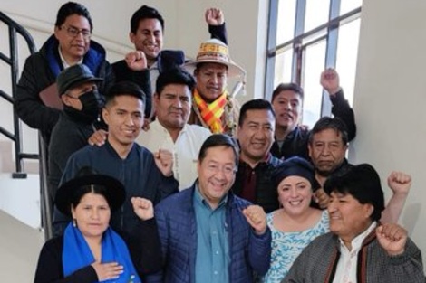 Bolivia | Principales referentes del oficialismo se reúnen para mostrarse unidos y seguir con el “proceso de cambio” del país  