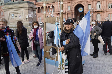 Duras críticas a la marcha en Plaza de Mayo por su "violencia brutal"