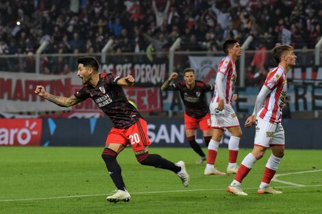 Cascotazo, tacazo y bombazo: River le ganó a Barracas Central con tres goles de lujo