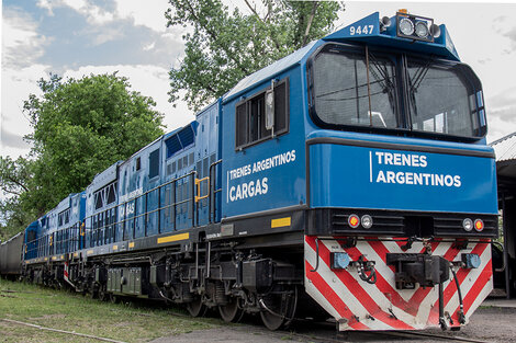 Renovación de vías en el ferrocarril San Martín