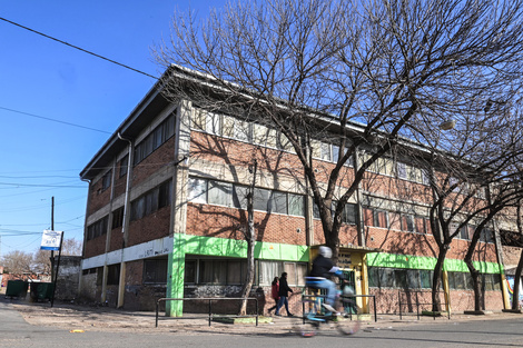 Un colegio pidió un muro perimetral para protegerse de los tiroteos