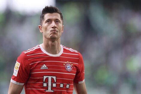 Barcelona anuncia la compra de Robert Lewandowski