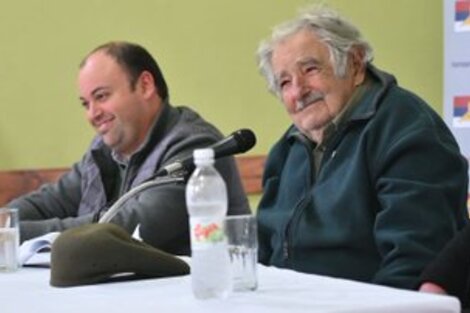 José Mujica en una actividad partidaria el viernes 15 en Uruguay. Fuente Twitter del Movimiento de Participación Popular