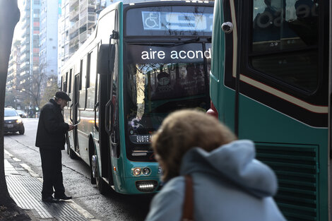 Así quedó el cuadro tarifario con la suba de colectivos y trenes en el AMBA