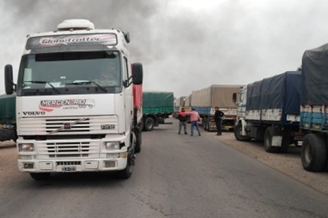 Incidentes entre camioneros y el presidente de Prograno en una protesta 