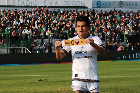 Duelo de goleadores entre Pulga Rodríguez y Lisandro López