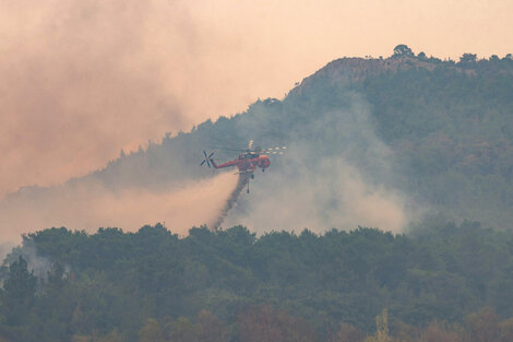 Los incendios forestales arrasan Grecia