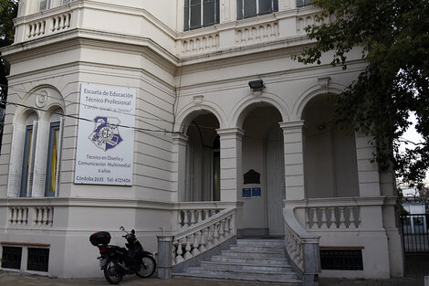 El viejo edificio de edificio de calle Córdoba 2635.