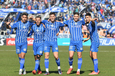 Godoy Cruz vs. Vélez: a qué hora juegan y cómo verlo en vivo 