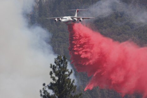 Sigue activo el incendio cerca del Parque Nacional Yosemite