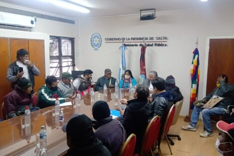 El ministro Esteban, en reunión con referentes de pueblos originarios. 