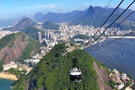 Río de Janeiro le suma vértigo al turismo: la nueva tirolesa que habrá en el Pan de Azúcar