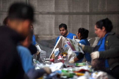 Economía popular: ¿cuántos y quiénes son, dónde están, cómo trabajan?