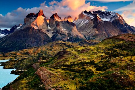 El parque nacional Torres del Paine es una de las áreas silvestres protegidas más importantes de Chile. Foto2: "El proyecto de constitución nació en la calle," dice Viale.  