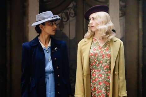 Radhika Apte y Sarah Megan Thomas protagonizan la película "Llamadas a espiar". Foto: Netflix