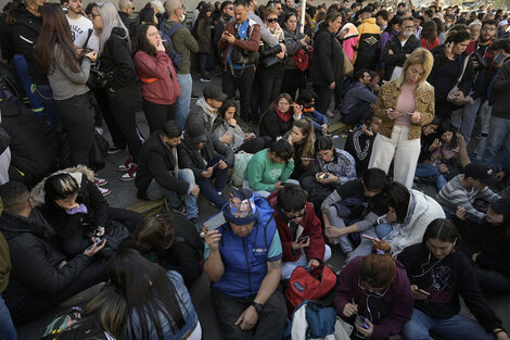 Los manifestantes que llegaron hasta el Senado.