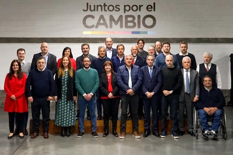 Los dirigentes opositores se reunieron en el sindicato de Gastronómicos.