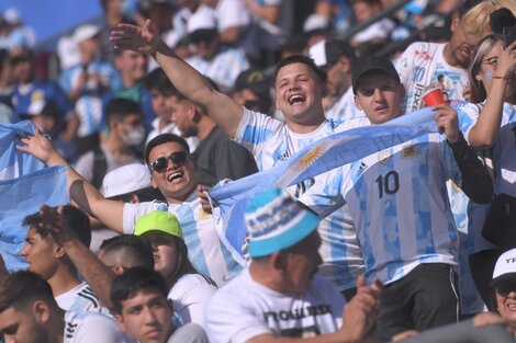 Los hinchas argentinos mostraron mucha euforia.