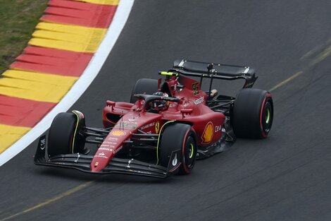 Fórmula 1: Sainz marcó la pole position en Bélgica