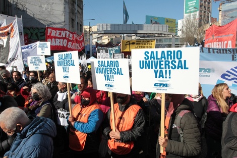 Las organizaciones sociales vuelven a la calle por el salario básico universal