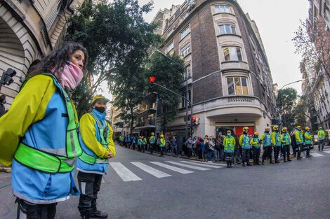 Juncal y Uruguay, la esquina más mentada de la ciudad.