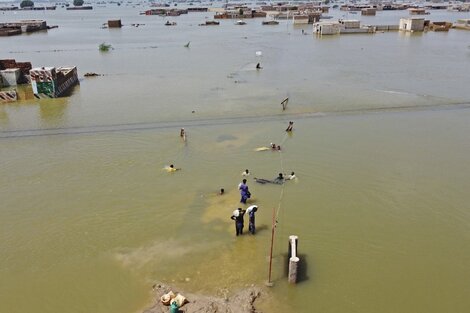 Pakistán sufre las peores inundaciones de su historia: un tercio del país está bajo el agua