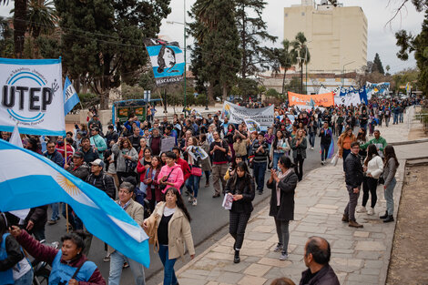 Salta pidió que cesen la violencia y los discursos de odio contra CFK