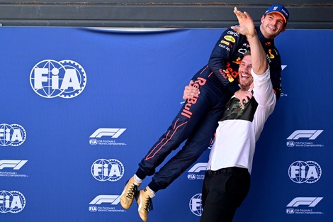 Fórmula 1: Verstappen voló ante su público