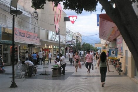 Las ventas en el comercio riojano cayeron en julio y agosto en comparación con los mismos meses de 2021.