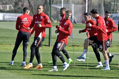 Entrenamiento del conjunto millonario de cara al Superclásico (Fuente: Prensa RIver Plate)