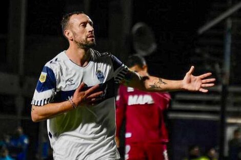 El puntero Gimnasia mantiene una deuda con el plantel