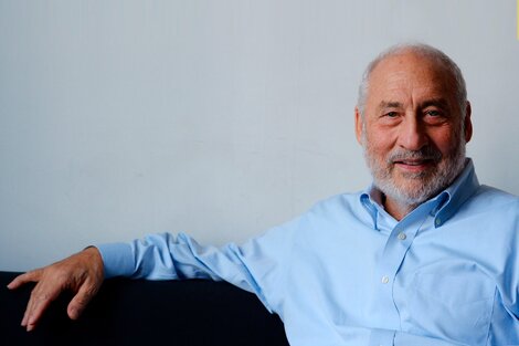 Designan a Stiglitz