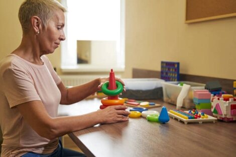 La terapia ocupacional se dirige a personas cuyas ocupaciones se ven alcanzadas por situaciones de estrés, enfermedad, discapacidad u otro motivo. (Foto: Pixabay)