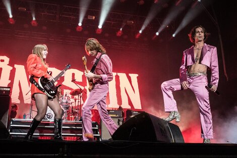 Maneskin, entre el hard rock y el glam de los 70, basó su show en el disco Teatro d'ira: Vol. I. 