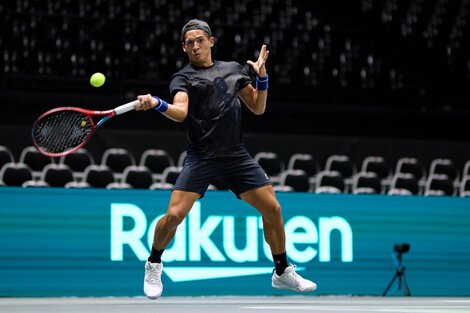 Copa Davis: Argentina pierde con Italia 2-0 tras la derrota de Báez ante Berrettini